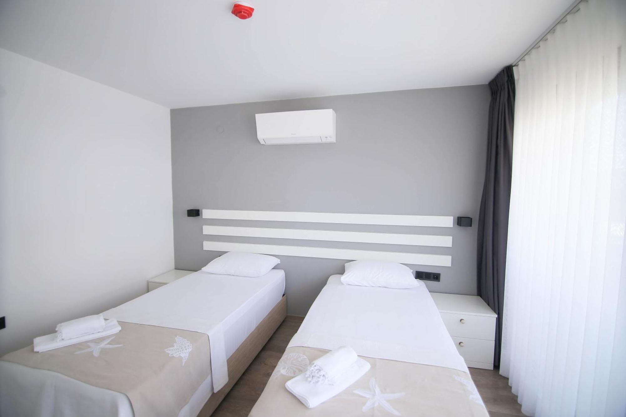 Krem Marin Otel Çeşme Buitenkant foto