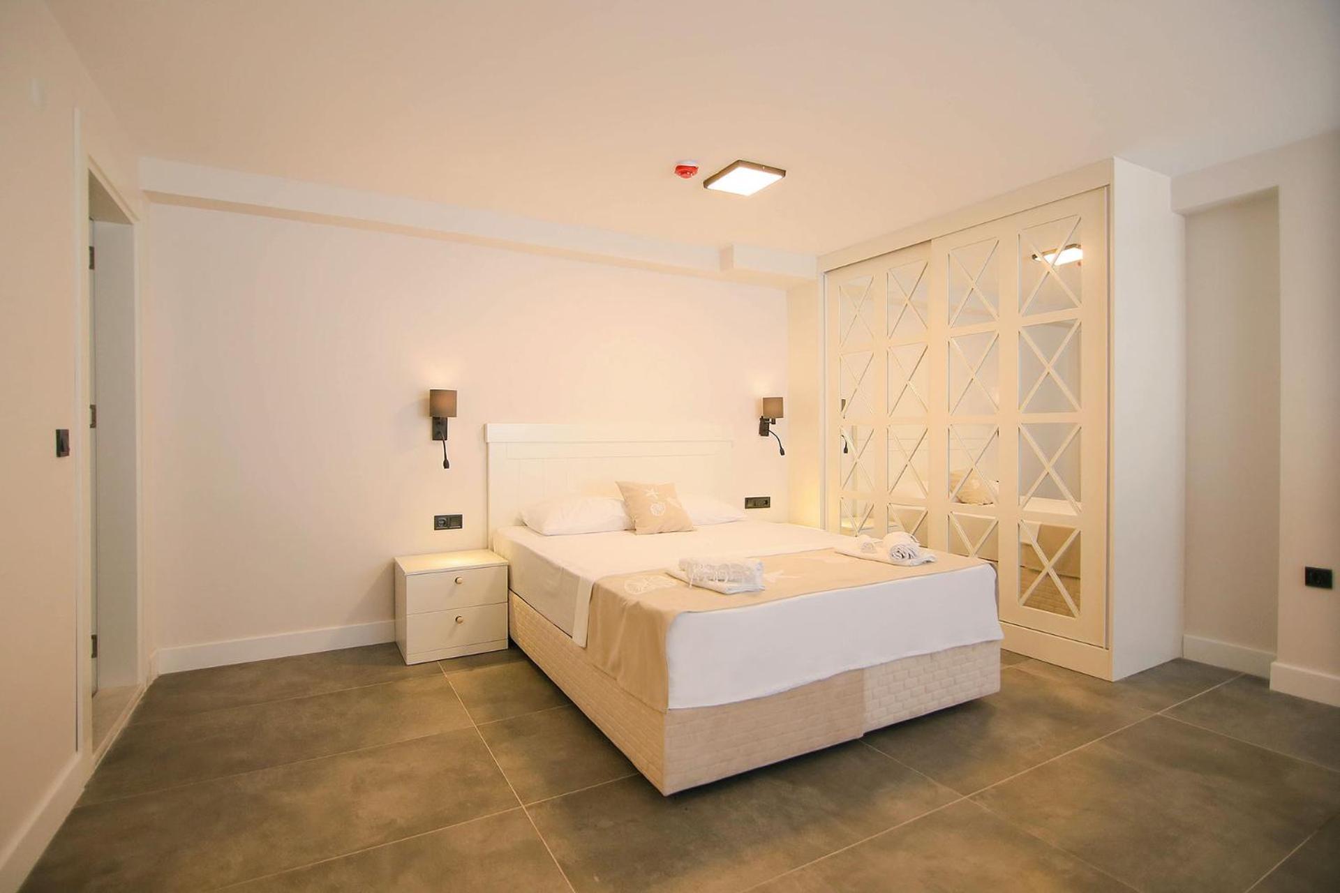 Krem Marin Otel Çeşme Buitenkant foto