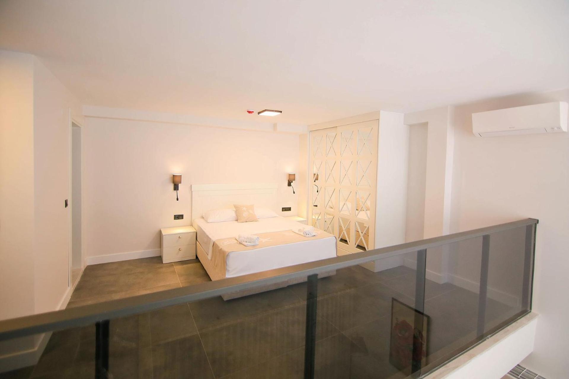 Krem Marin Otel Çeşme Buitenkant foto